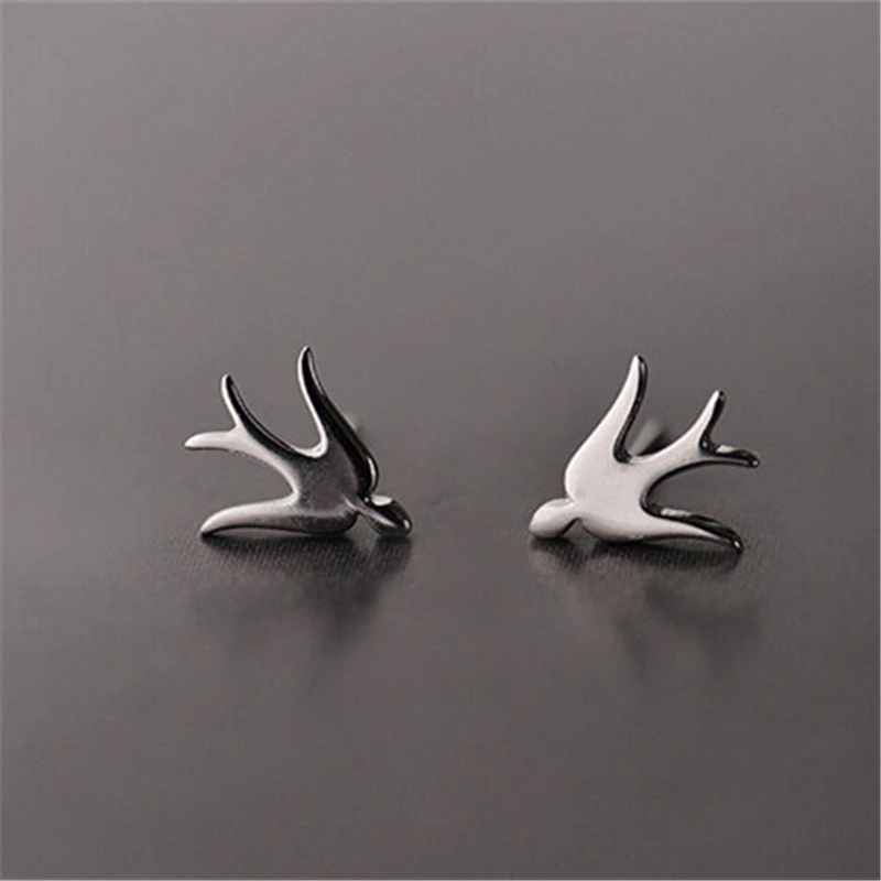1Pair-lot-Simple-Silver-Plated-Cartoon-Swallow-Stud-Earring-Tiny-Bird-Earrings-Jewelry-Gift-for-Sisters (1)