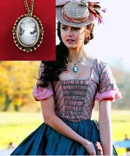 

ZRM 20pcs/Lot Wholesale Fashion Vampire Diaries Katherine's Cameo Pocket Watch Necklace Movie Jewelry,Original Factory Supply