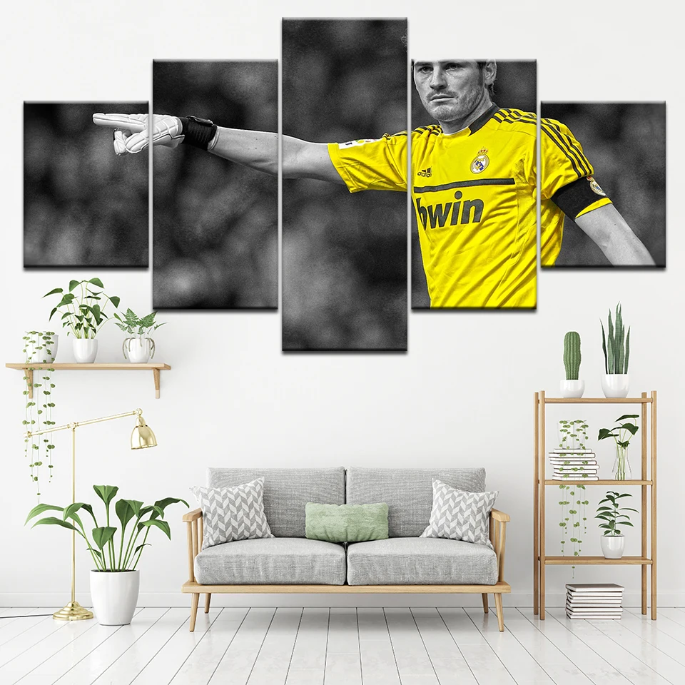 

Canvas Painting Iker Casillas Football Star 5 Pieces Wall Art Painting Modular Sport Wallpapers Poster Print Home Decor