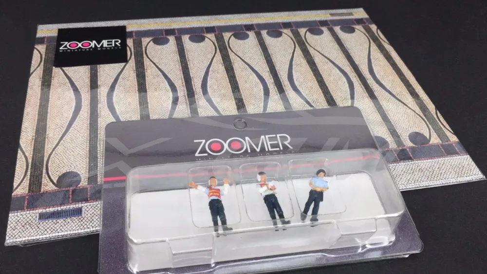 Миниатюрные модели Zoomer 3 фигурки полицейских + Сцена Роквелла 1:64 |