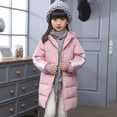 Зимняя куртка для маленьких девочек года новые куртки для маленьких младенцев пуховые куртки с капюшоном для девочек плотные и теплые цельные детские куртки для 5-11 лет - Цвет: Розовый