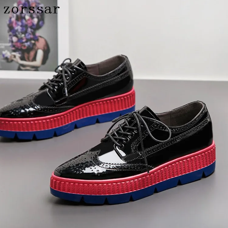 

Women Flat Platform Shoes Ladies Patent leather Thick bottom Brogue oxford shoes Casual Lace up Flats Pointed shoes creepers