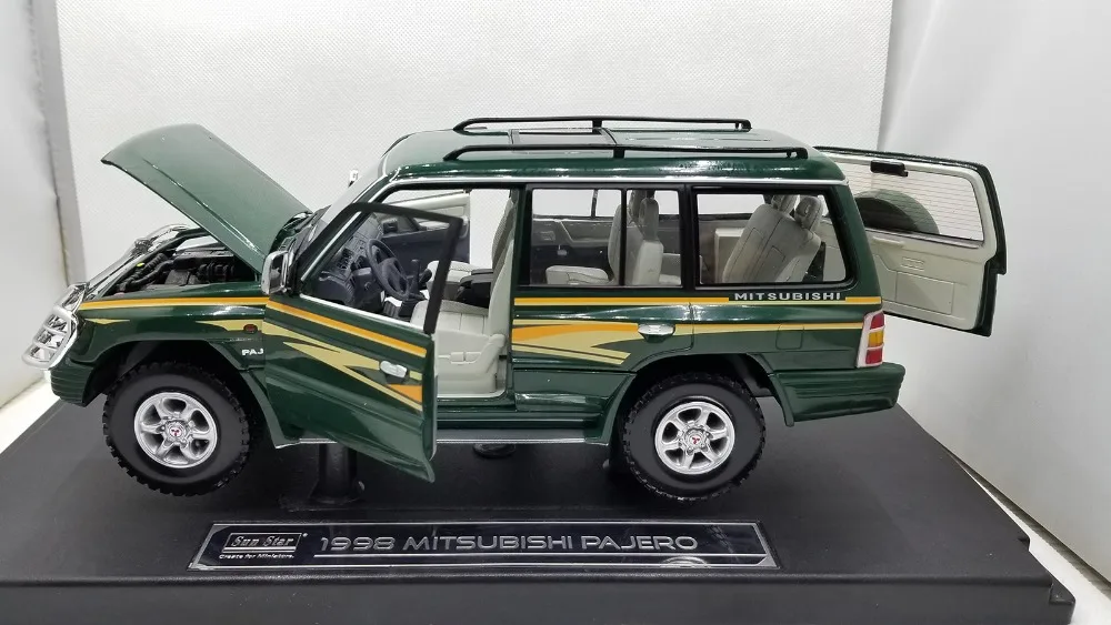 1:18 литая модель для Mitsubishi Pajero 1998 классический внедорожник игрушечный автомобиль миниатюрная коллекция