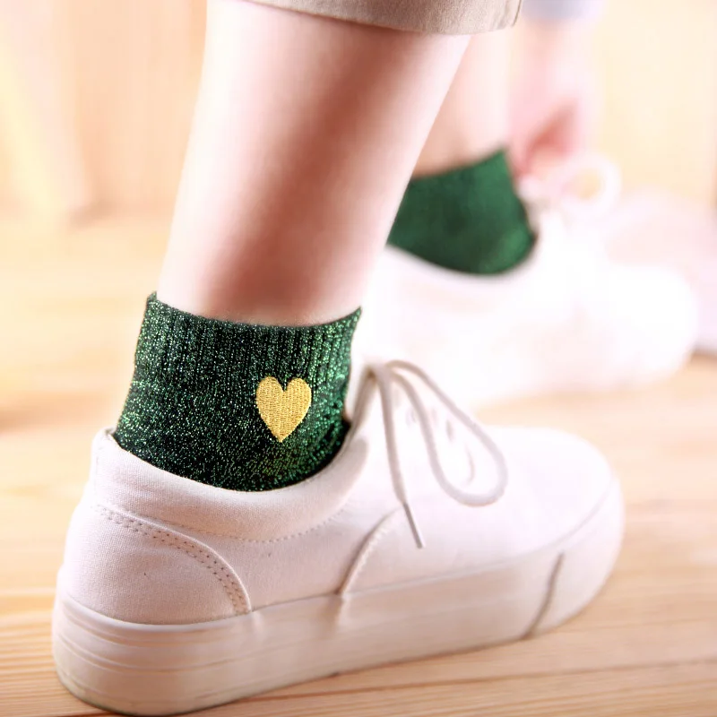 [EIOISAPRA] Модные золотые, серебряные шелковые милые носки с вышивкой в виде сердца, креативные шелковые женские носки в стиле хараджуку, японские кружевные Calcetines