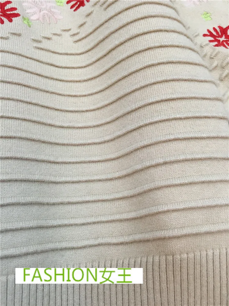 Весенний модный брендовый шерстяной вязаный Вышитый цветочный узор свитер Короткий стильный шерстяной топ с высоким воротником и длинными рукавами wj1840