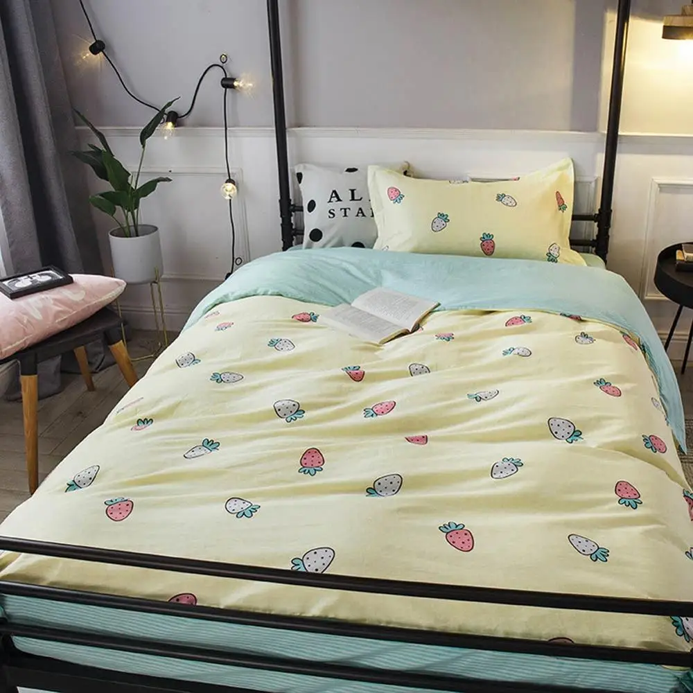 

2019 INS Light Yellow Strawberry Dormitory 3pcs Bedding Set Twin Hypoallergenic Cotton Bedlinens Duvet Cover Set Single Bed