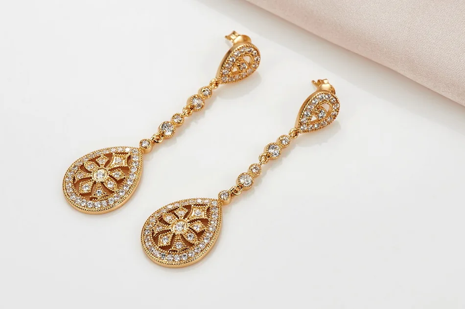 art-deco-long-chandelier-earring18k-gold-DAE-0002-G-2