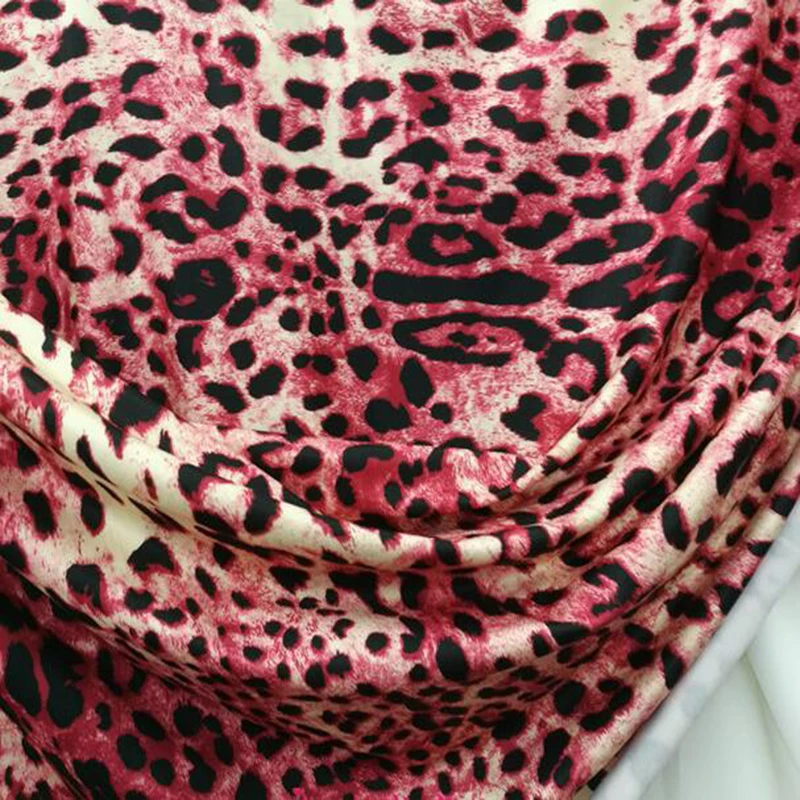 Good Pink Leopard Print Knitted cotton Fabric 4 Sides Stretch Milk Silk Knit Cotton Fabric