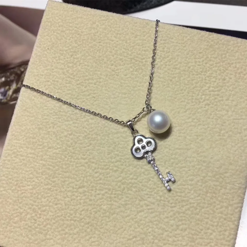 

S925 Sterling Silver Freshwater Pearl Pendant Necklace Jewelry 8-9mm Round Key