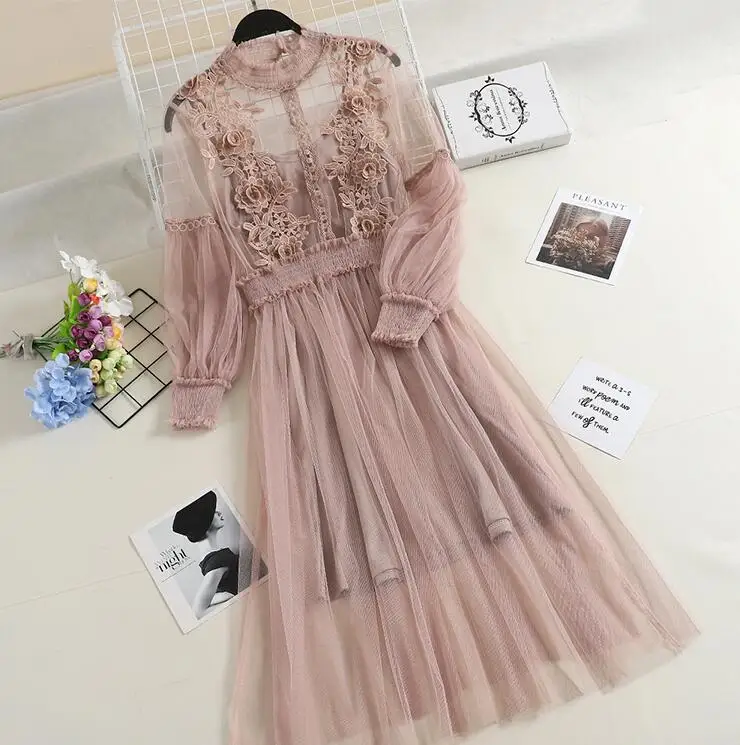 

Women's Spring Summer Long Sleeve Lace embroidery Dress Female Vintage Pleated 2 pieces Mesh Dress TB689