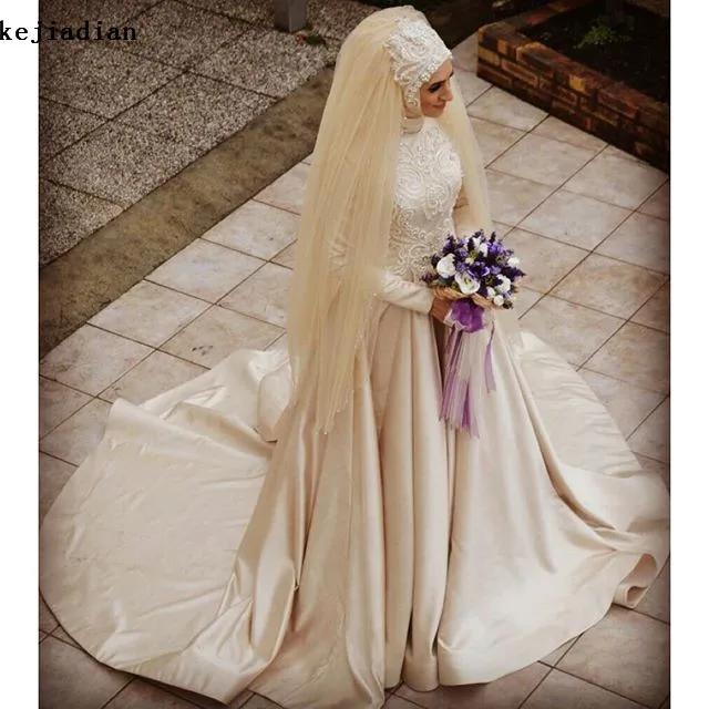 

Long Sleeve Champagne Colored Ball gown Muslim Wedding Dress With Hijab Veil 2019 Pearls Beaded Vintage Arabic Wedding Gowns