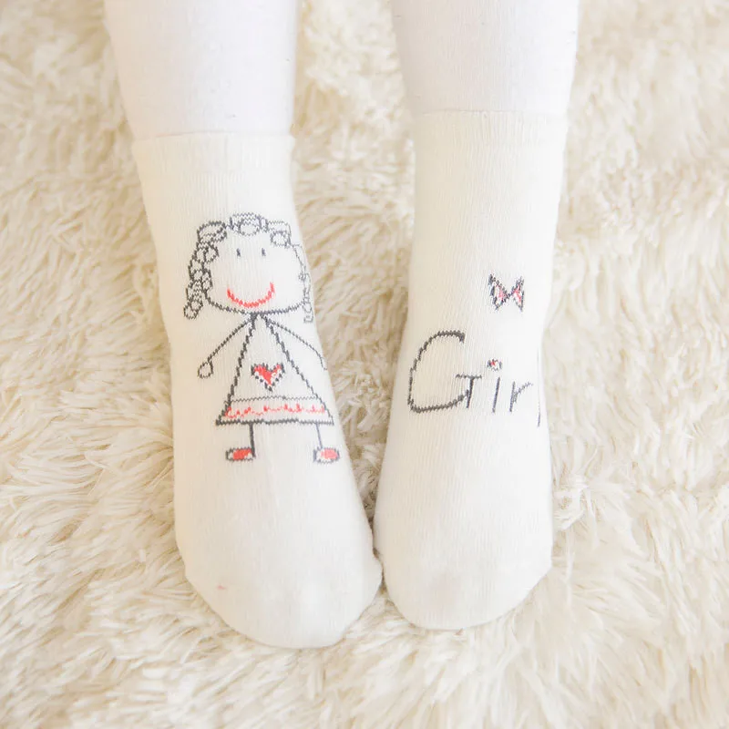 Носки для маленьких мальчиков и девочек Асимметричные носки для новорожденных с героями мультфильмов детские Нескользящие Дышащие носки для окружающей среды - Цвет: girl
