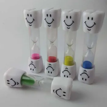 

40 pcs Tooth Sand Clock Creative gifts 3 minutes smiling teeth hourglass timer timing brushing timer timing game toy gifts
