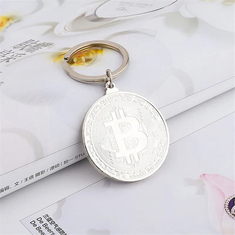 Crafts 1PCS Bitcoin Metal Keychain Bitcoin commemorative coins Medal Keychain Collectible Gift Home Accessories Pendant Crafts 1PCS Bitcoin Metal Keychain Bitcoin commemorative coins Medal Keychain Collectible Gift Home Accessories Pendant