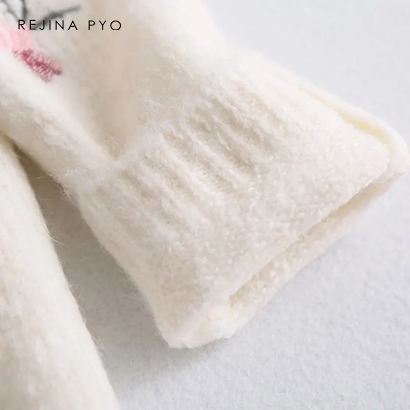 REJINAPYO Women White Embroidery Floral Knitted Sweater Female Loose O-neck Comfortable Sweater 2019 Spring New Arrival