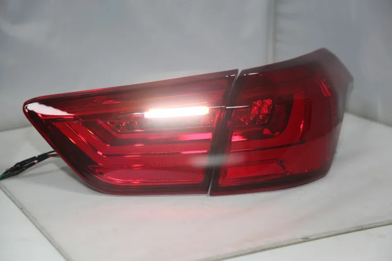 Hyundai ix25尾灯总成  红白  奥迪款 (4)