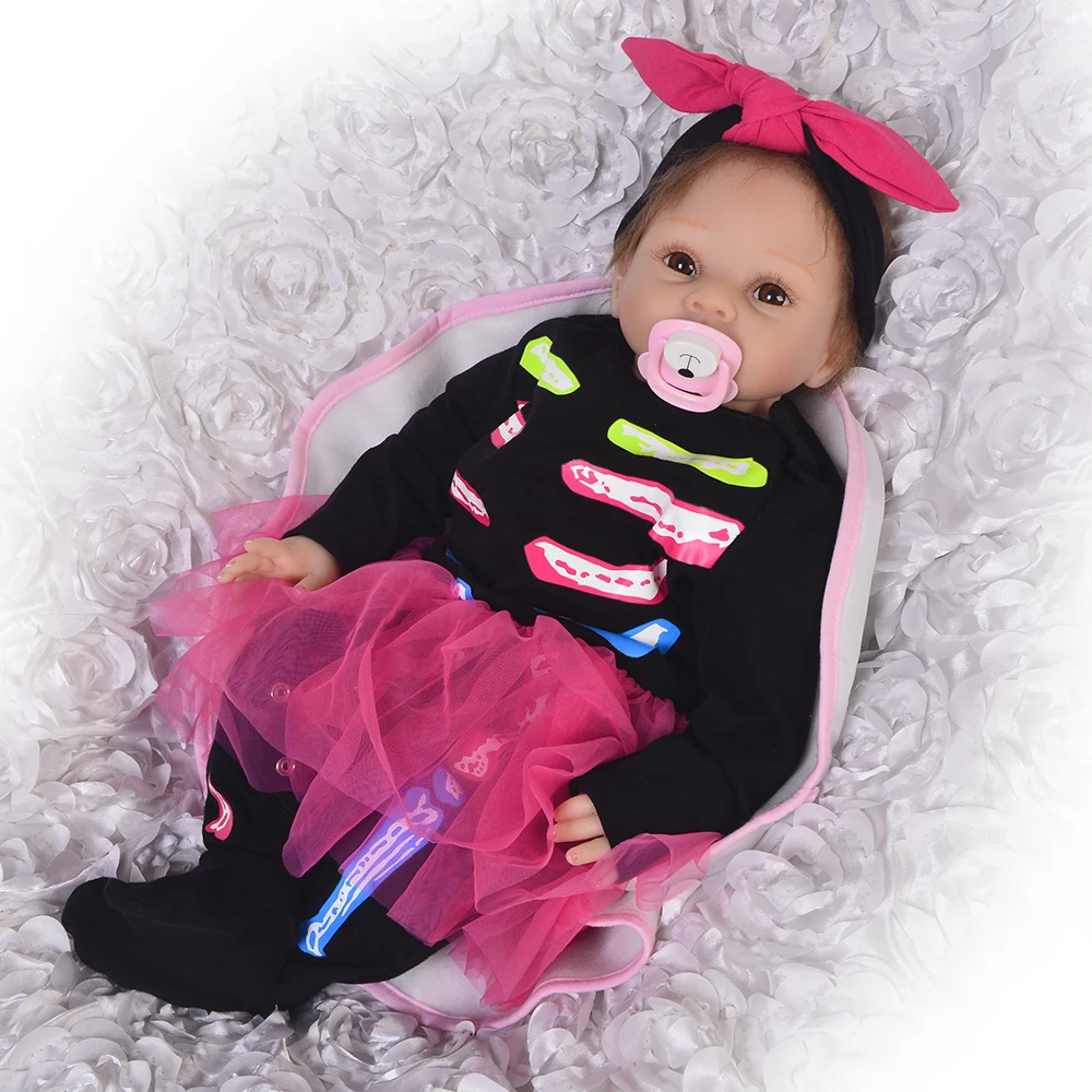 

Elegant 55 cm Reborn Toy Soft Silicone Newborn Doll For Girl 22'' Lifelike Reborn Baby Doll Cloth Body Kids Christmas Gifts