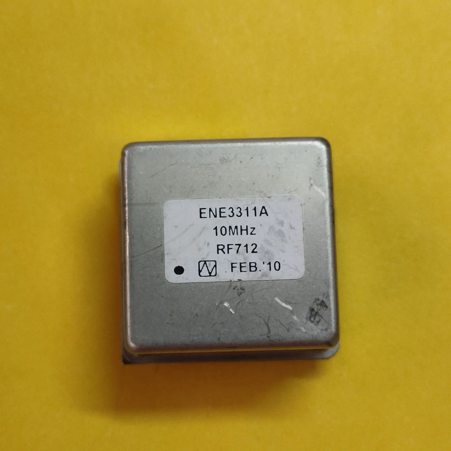 

Old NDK ENE3311B 10MHZ Crystal Oscillator 5V SC Cut OCXO Square Wave
