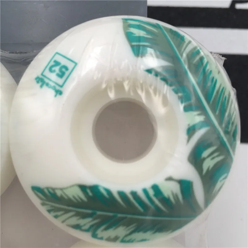 SKATEBOARD WHEEL (133)