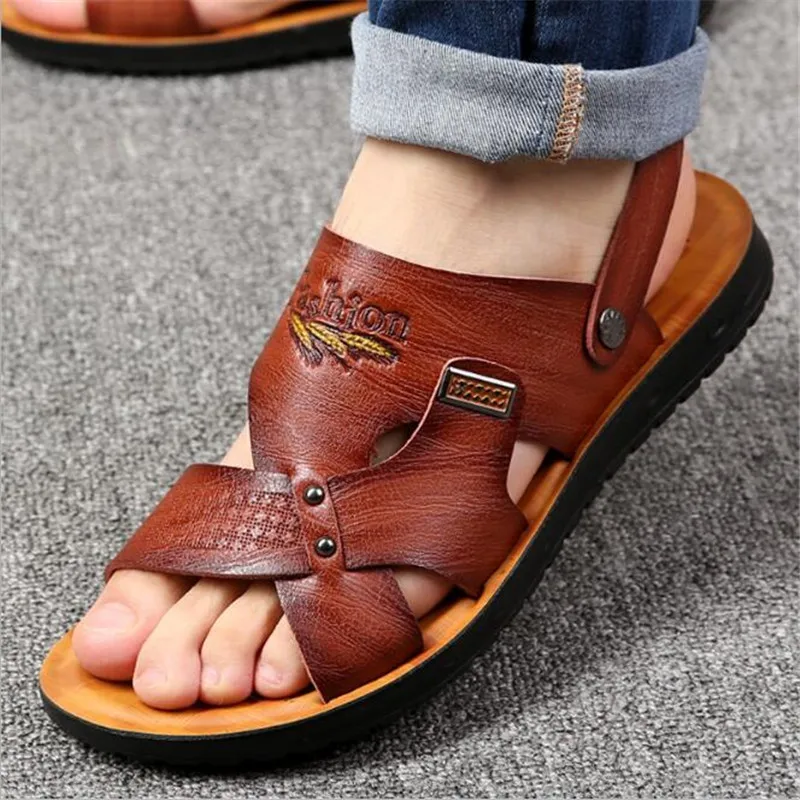 جديد 100% جلد البقر الشاطئ أحذية الرجال الاتجاه عارضة الرجال عدم الانزلاق الصنادل الرجال الصنادل النعال نجم حذاء رياضة