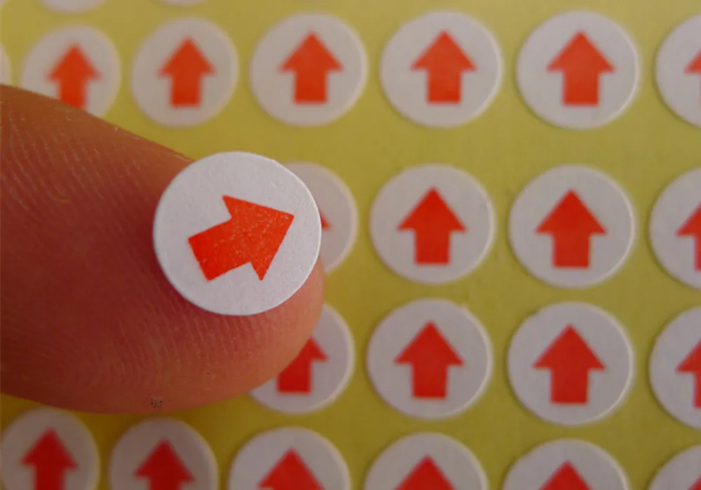 Стикеры стрелки. Стрелки разной длины. Стикеры самоклеющиеся со стрелочками. Наклейка "стрелка". Стрелка разноцветная.