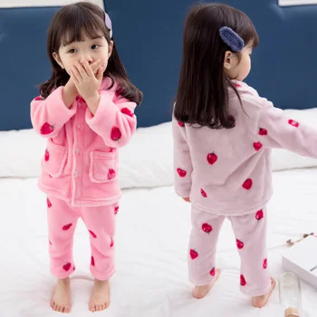 

2 3 4 5 6 7 Years Baby Girls Pyjamas Sets Flannel Strawberry Print Homewear Toddler Girl Clothes Warm Winter Sleepwear Nightwear
