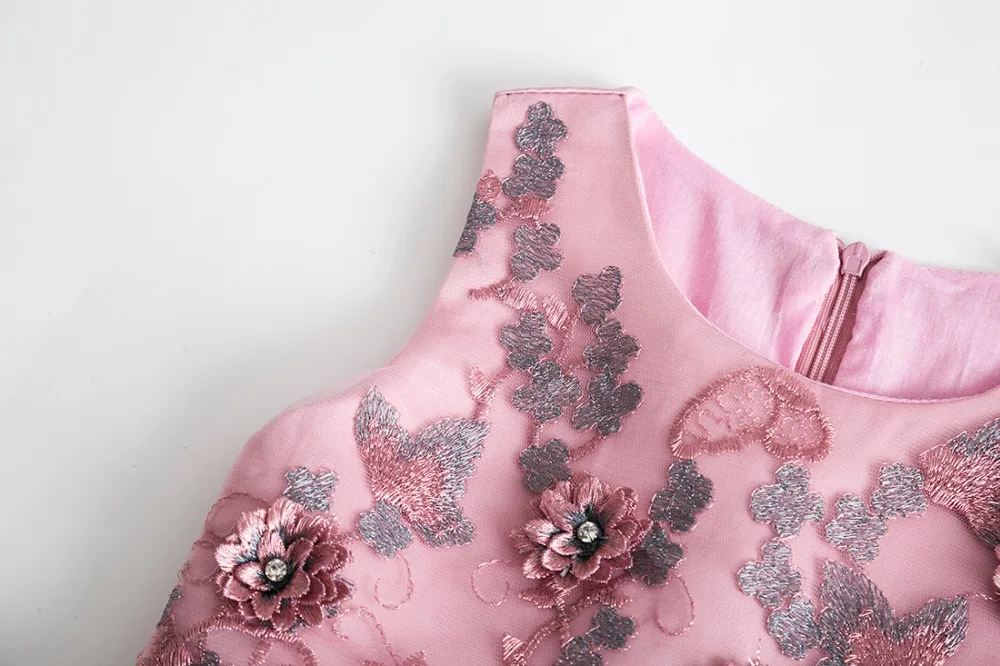 4H8A3282
