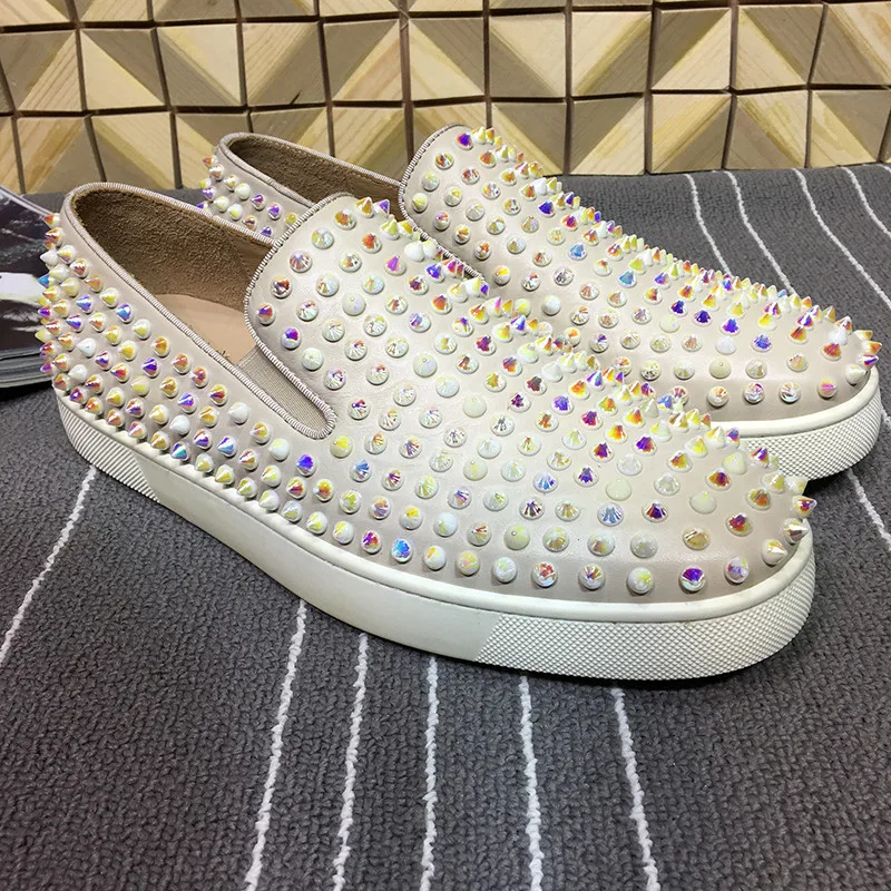 Красочные с низким берцем Украшенные шипами и заклепками Женские туфли лоферы