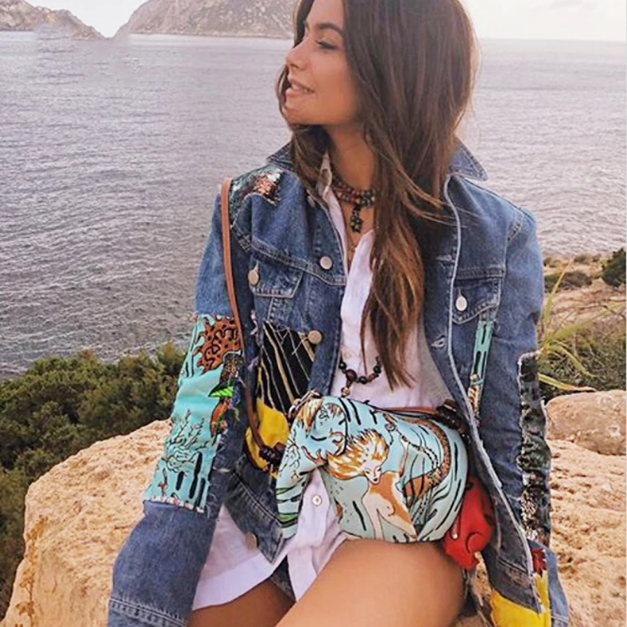 

2019 Bohemia Female Jacket Autumn Vintage Cartoon Pattern Sequins Embroidery Short Coat Outwear Denim Jacket for Women