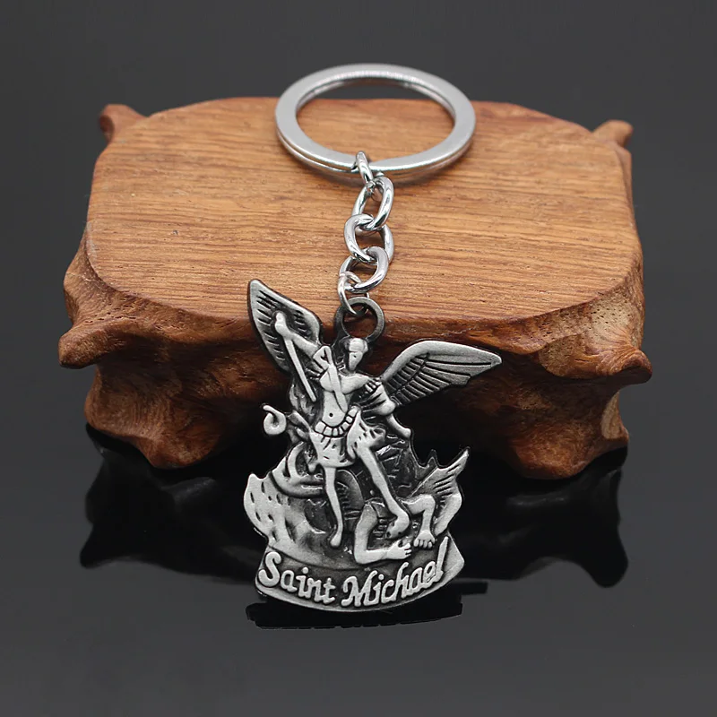 Punk-Vintage-Bible-Archangel-Saint-Michael-Pendant-Keychain-St-Michael-Angel-Wings-Jesus-Key-Chain-Car (2)