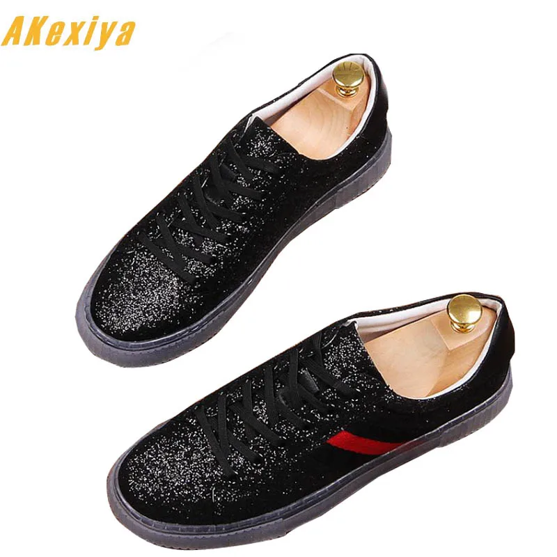 

Fasion Summer Men Silver sequins lace-up flats shoes 2018 Male Moccasins Loafers Shoes Comfortable Footwear