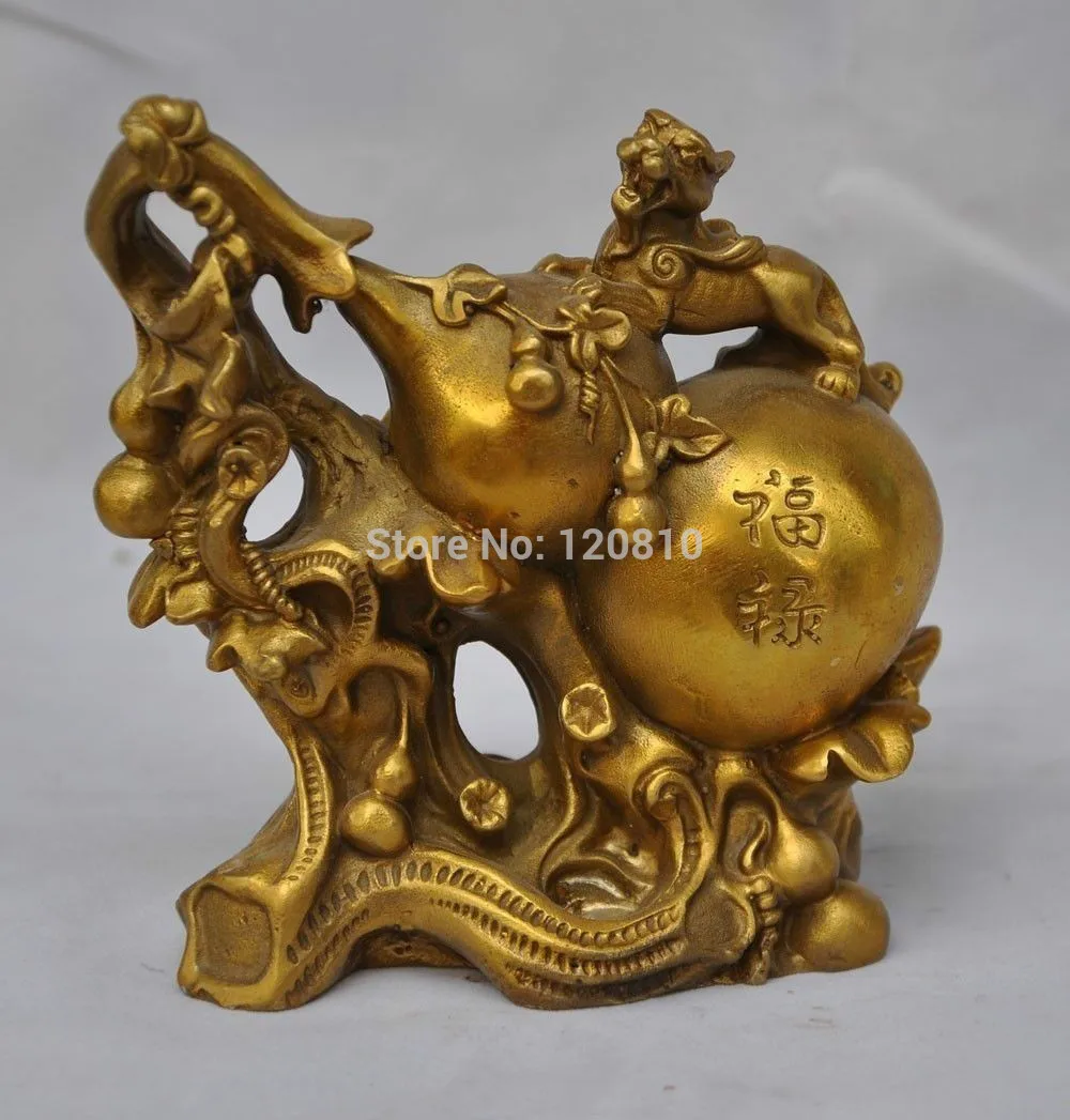 

Exquisite Handwork copper carved Sacred beasts pixiu and Wealth hoists statue