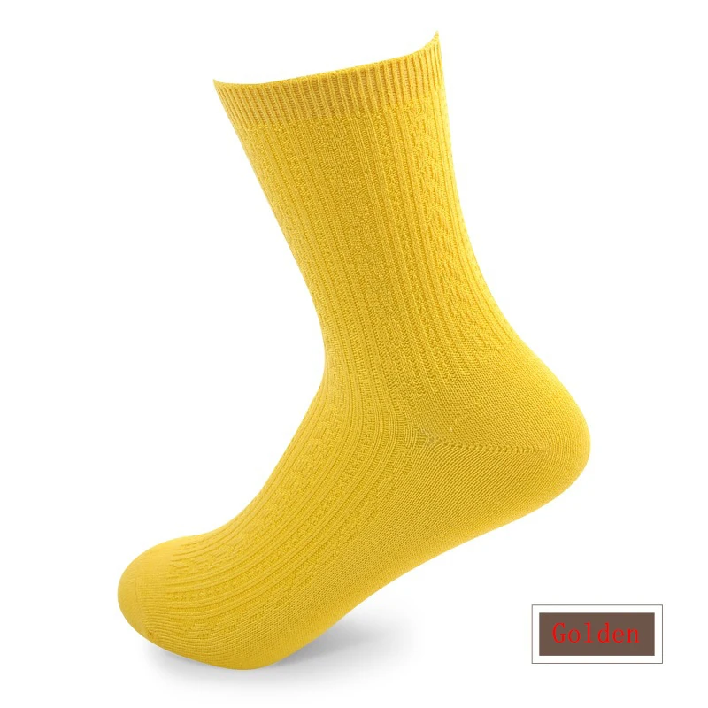 4655780377_1886667778