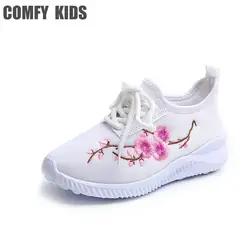 Удобные детские 2019 новые осенние обувь кроссовки для детей вышивка цветок Мода Ультра-легкие девушки Спортивные кроссовки вышитые туфли