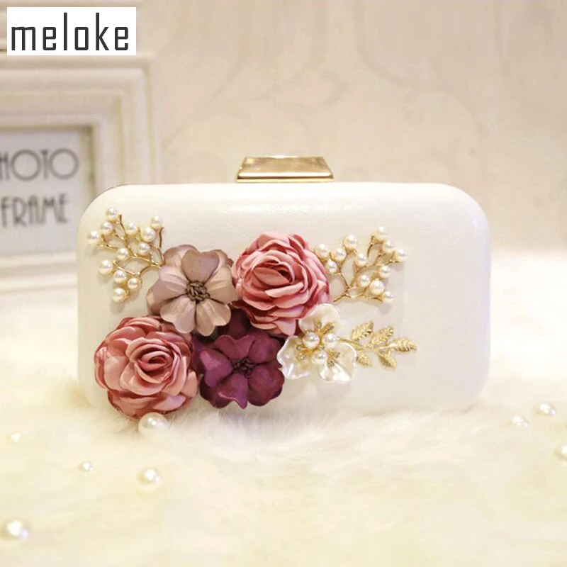 Meloke 2019 عالية الجودة زهرة يدوية الصنع يدّ حقائب سهرى الأزياء حزب مخلب محفظة محفظة الزفاف عشاء أكياس