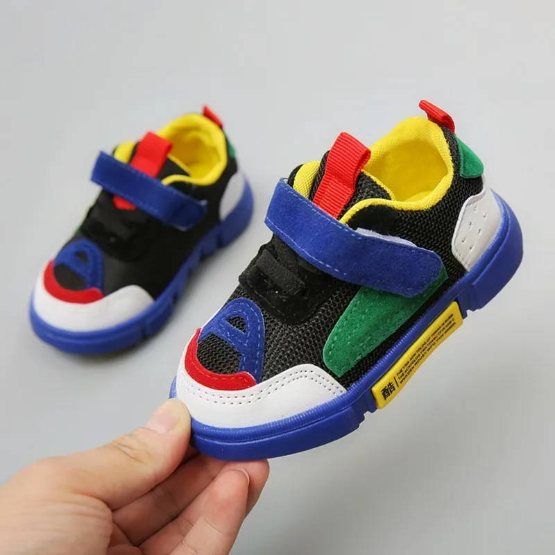 ULKNN دارى الفتيات رياضية الصبية الصغار الرياضة الاطفال الاحذية لينة تنفس الأطفال حذاء طفل المدرسة عارضة أحذية 2018