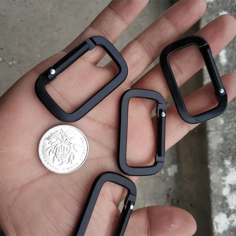 3 قطعة متعددة الوظائف سلامة مشبك التخييم حلقة تسلق الأسود مربع سريع شنق buckleKey ظهره قلادة البسيطة مشبك أداة خارجية