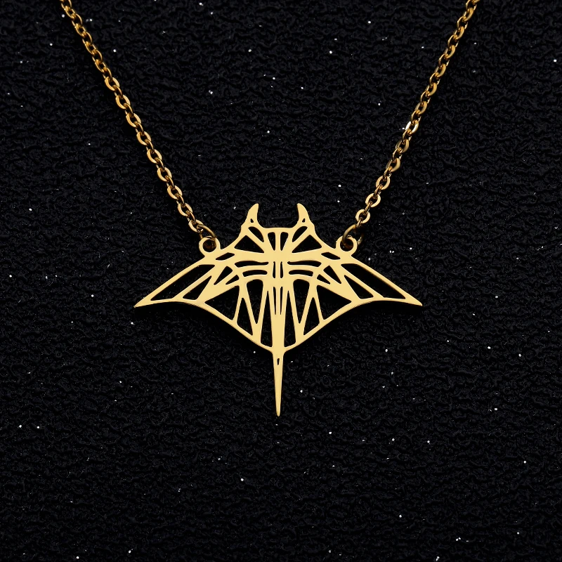 

Hollow Bat Pendents Necklaces Collier Gold Chain Necklace Bijoux mant ray Necklace Beach Jewelry Summer Fish Jewelry Accessories