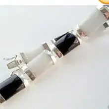 Богатые природные Хороший Красивый Черный и Белый камень Ссылка Браслет 2 шт. Позолоченный Люкс широкий часы крылья королева