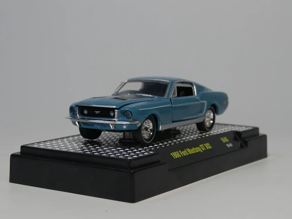 M2 1: 64 1968 Ford Mustang GT 302 игрушечная машинка из сплава, игрушки для детей, литая модель автомобиля, подарок на день рождения