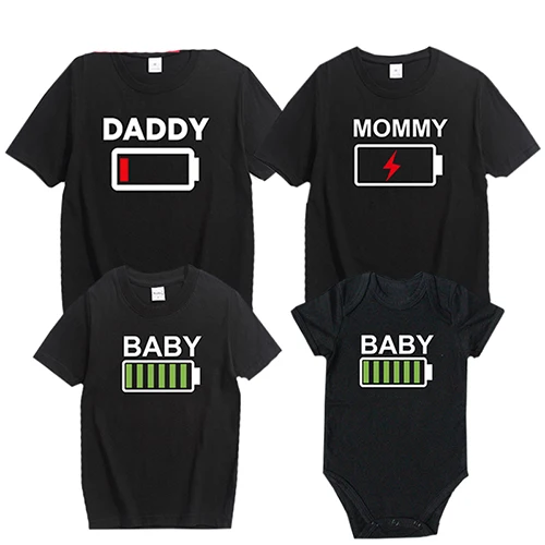 Family Matching Clothing Battery Summer Mother Daughter Clothes Family Look T-shirt Mother Son Outfits Cotton Dad Baby Rompers