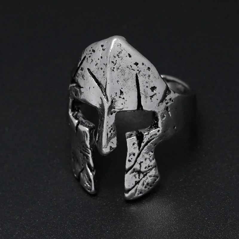 

YANGQI Spartan Hero Helmet Mask Ring for Men Vintage Punk Biker Jewelry Male Cool Antique Silver Gold Color Finger Rings