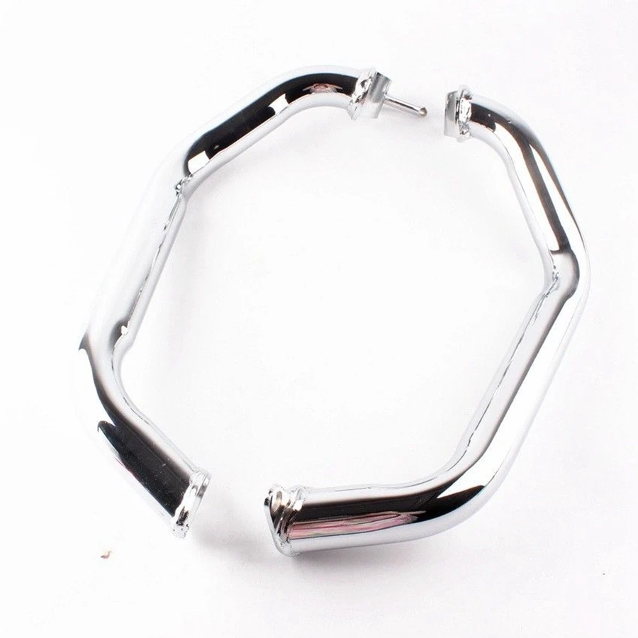 

Engine Case Guard Highway Crash Bar For Suzuki M109R Boulevard 2007-2015 2008 2009 2010 2011 2012 2013 2014 Chrome