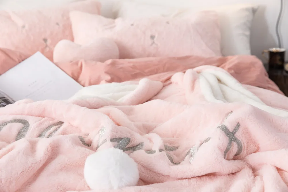 Розовый белый серый кролик уши вышивка флисовой ткани для девочек комплекты постельного белья для детей бархат пододеяльник простыня/льняной чехол для подушки