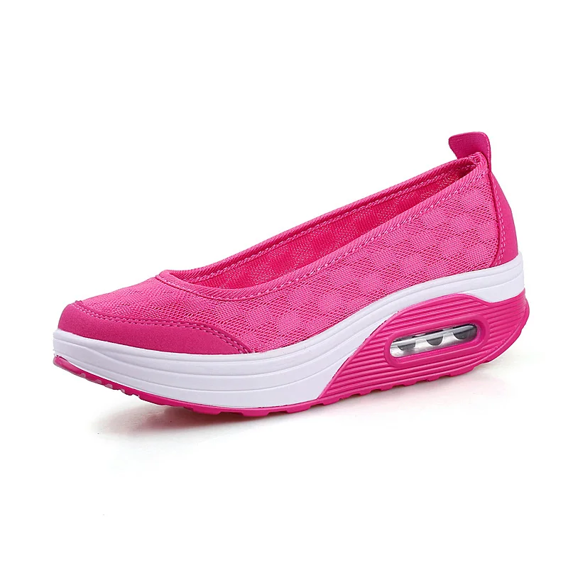 Красивые женские туфли на плоской подошве; повседневная обувь; летние дышащие сетчатые мокасины; Модные женские лоферы для отдыха; женская обувь без застежки; легкая обувь - Цвет: 061 Pink