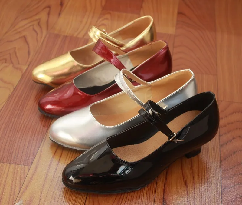

Womens Patent Leather High Heels Square Dancing Shoes Buckle Pumps S57