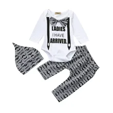 Одежда для маленьких мальчиков, комплект одежды для маленьких мальчиков из 3 предметов, комплект одежды с буквенным принтом для маленьких мальчиков, комбинезон+ штаны+ шапочка