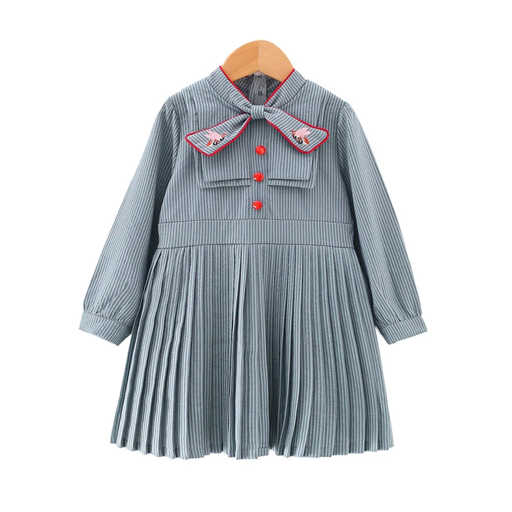 

2019 Spring and Autumn New Girls Polyester Solid Color Long Sleeve Retro Preppy Style Pleated Button Embroidered Collar Dresses