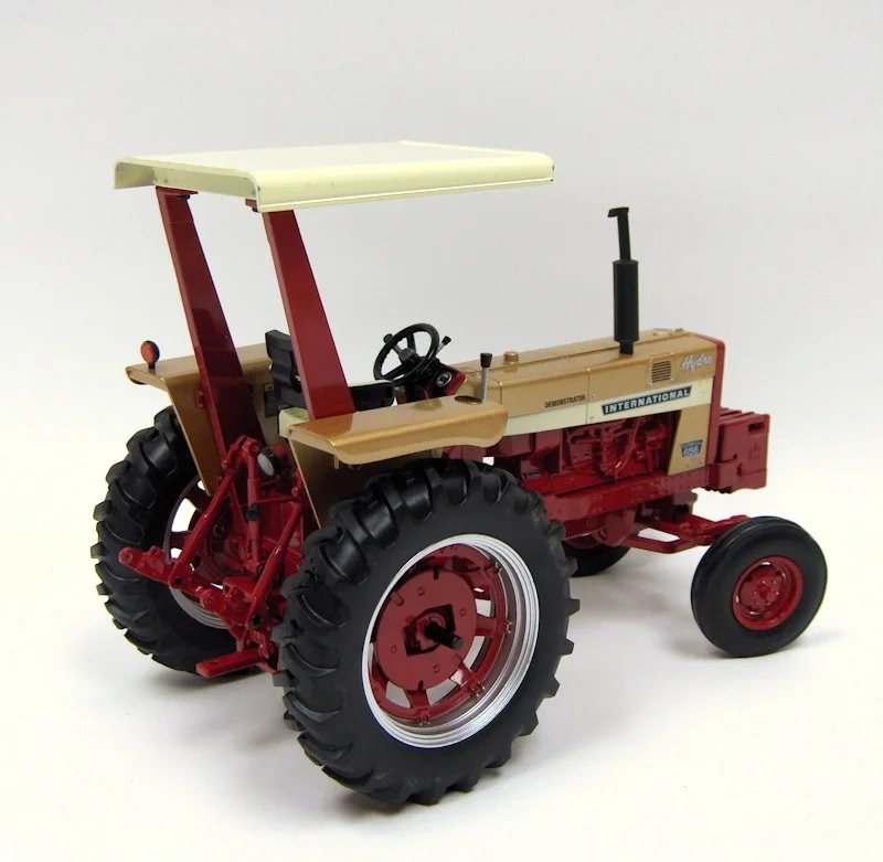 Case ih 656 трактор Case IWC золотой модель автомобиля американского бренда ERTL 1:16