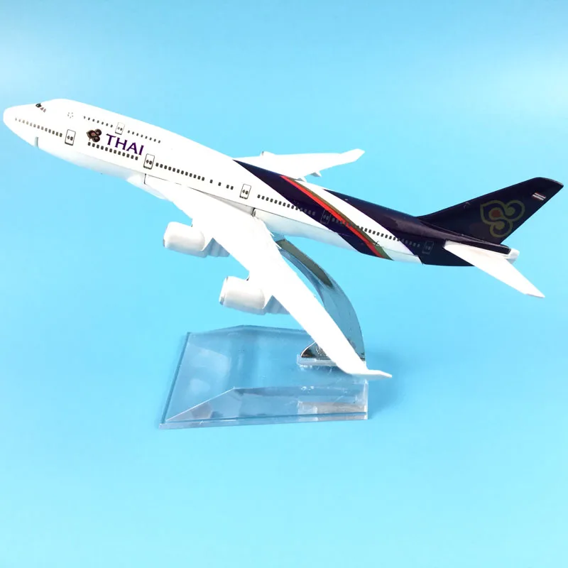 16 см пассажирских тайский пассажирский самолет модель B747 литой самолет модель детские игрушки Новый год/День рождения/коллекций подарки